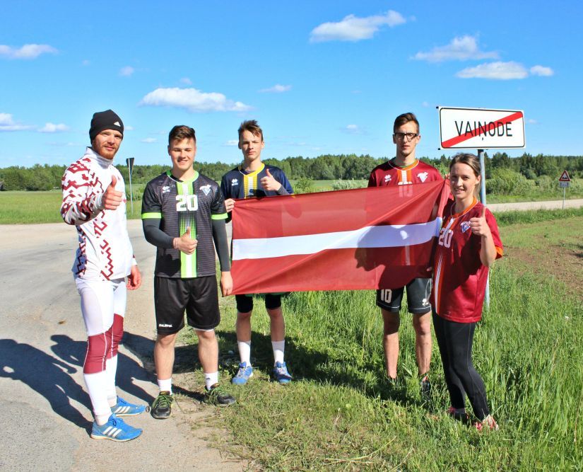 Dinam Vecānam skrējienā apkārt Latvijai pievienojas arī vaiņodnieki.